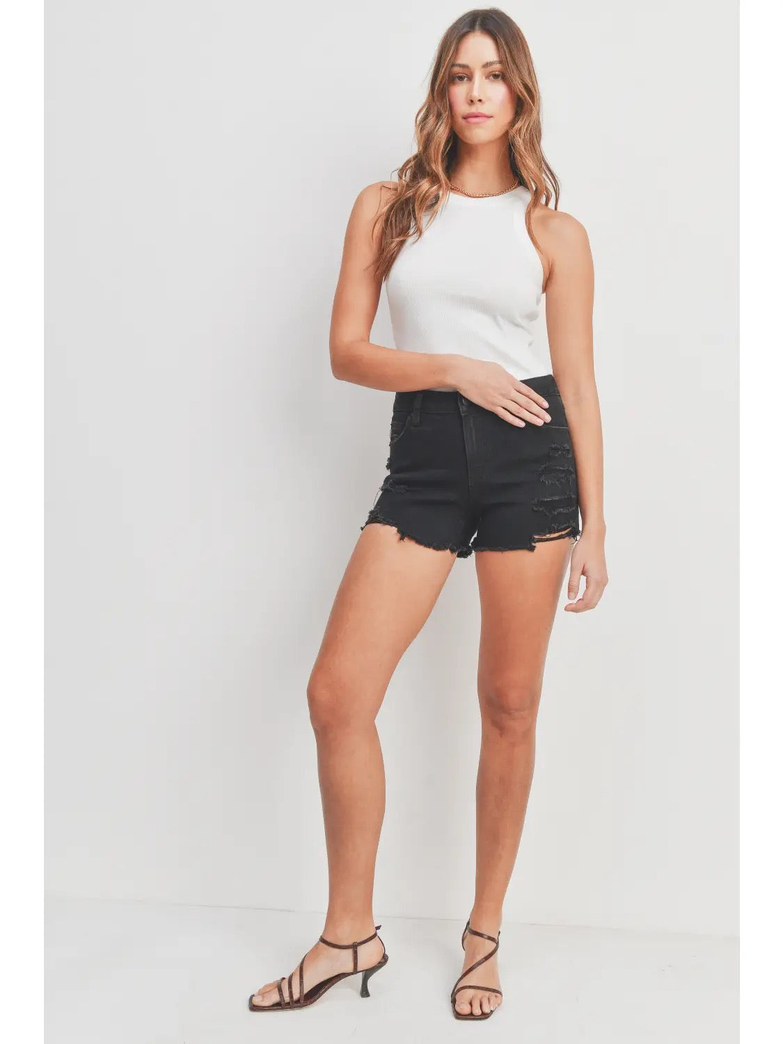 Black mid rise short